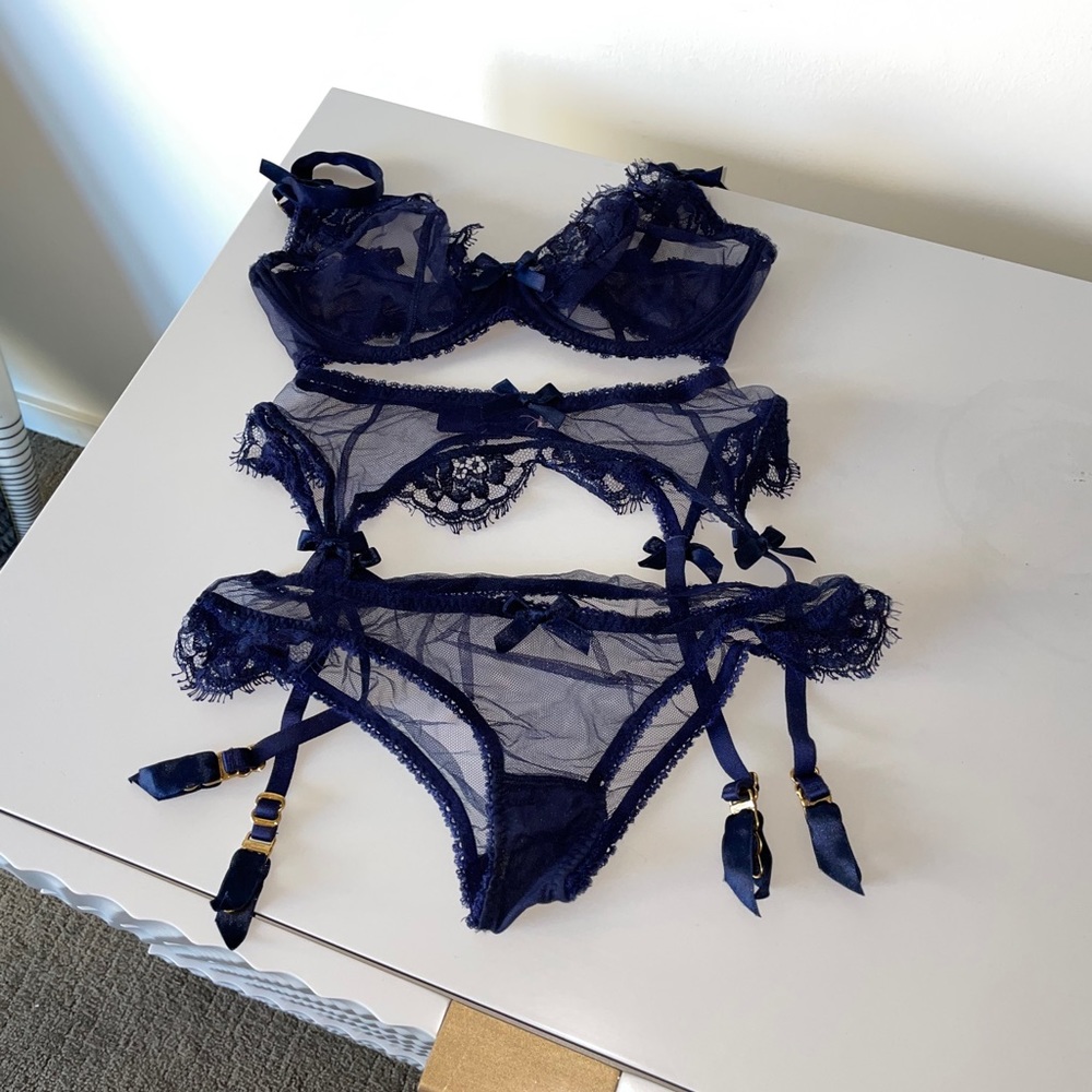 Agent Provocateur 3 piece set